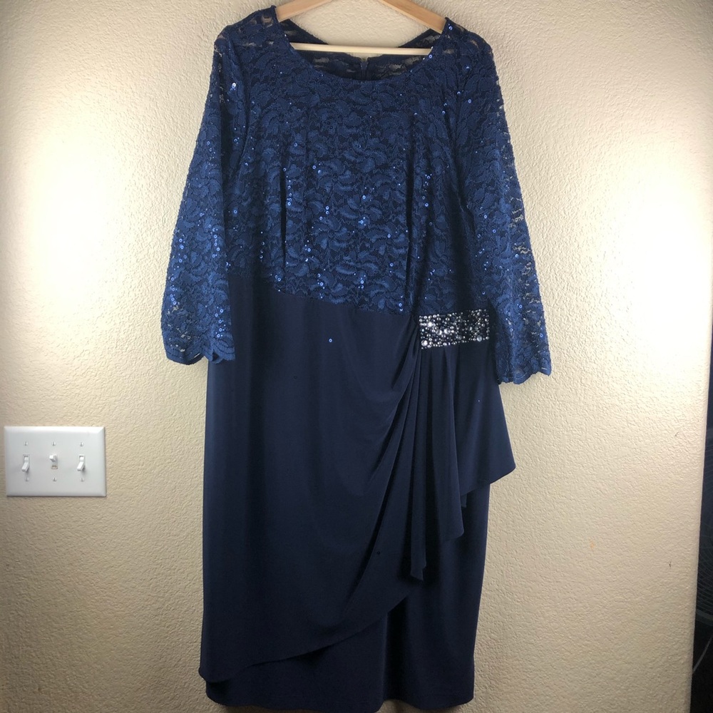 Alex Evenings Navy blue lace cocktail dress
